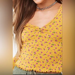 ❣️3/$30 FOREVER 21 long sleeve crop floral top
